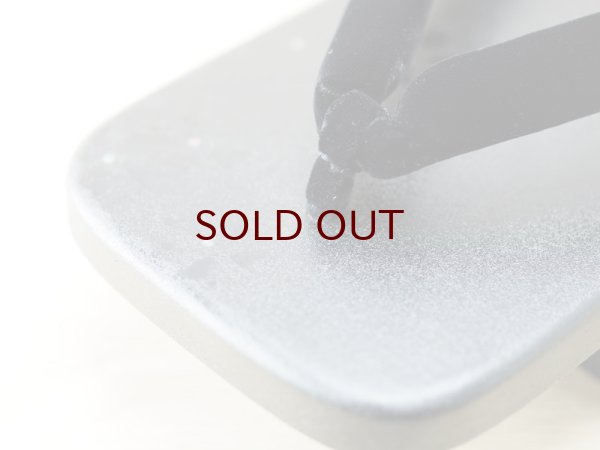 画像5: 紋紗塗 男下駄 花模様 (5)