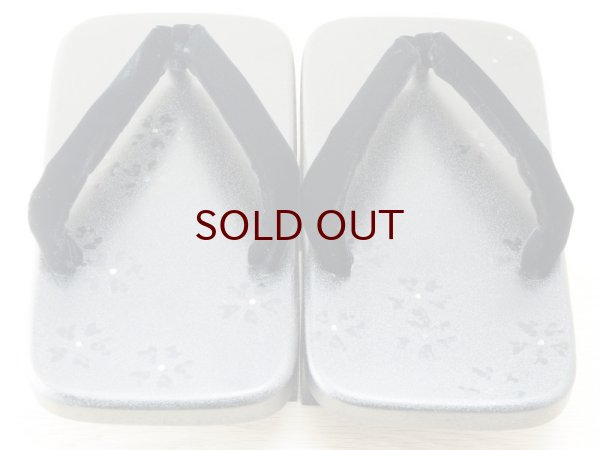 画像3: 紋紗塗 男下駄 花模様 (3)