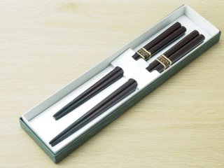 Amazon.co.jp: 津軽塗箸 七々子黒箸箱夫婦セット（A32) : おもちゃ